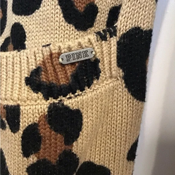 NWOT VS PINK LEOPARD CARDIGAN - Picture 4 of 13